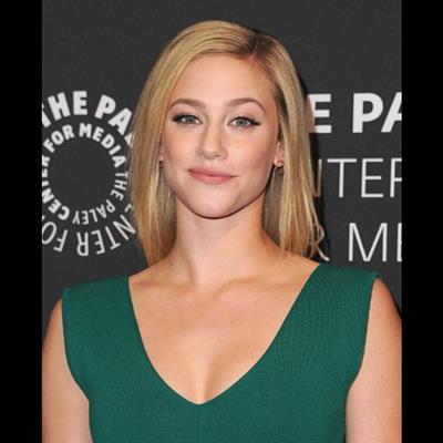 Lili Reinhart
