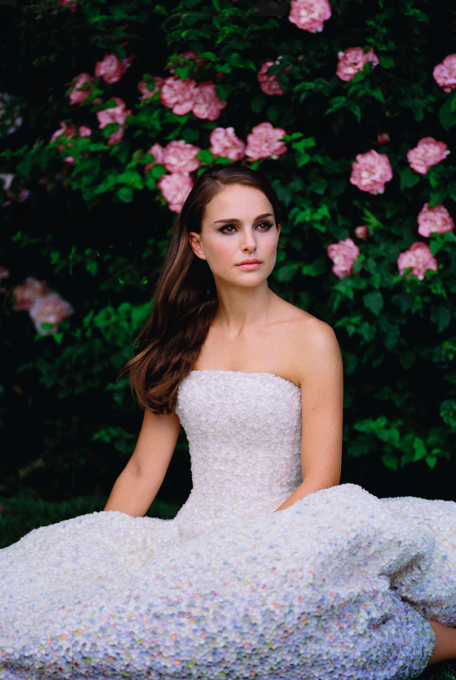 Natalie Portman Pictures Natalie Portman - Miss Dior ads