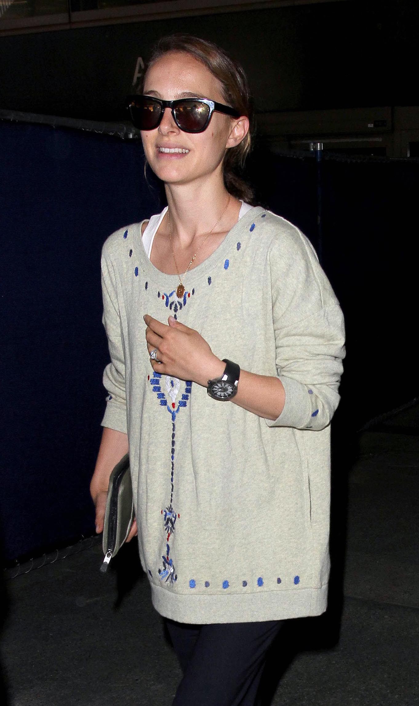 Natalie Portman Pictures Natalie Portman arrives at LAX Airport - May 30, 2013