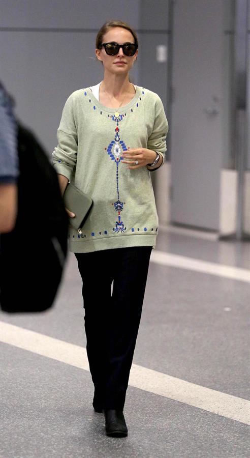 Natalie Portman arrives at LAX Airport - May 30, 2013 