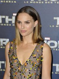 Natalie Portman  Thor: The Dark World  Premiere in Paris 10/23/2013 