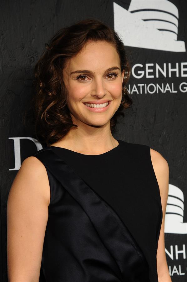 Natalie Portman – Guggenheim International Gala 11/6/13  