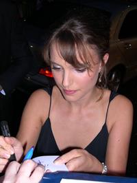 Natalie Portman – “Garden State” UK Premiere 8/23/04  