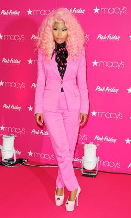 Nicki Minaj  Pink Friday  Fragrance Holiday Season Celebration in New York City (November 20, 2012) 