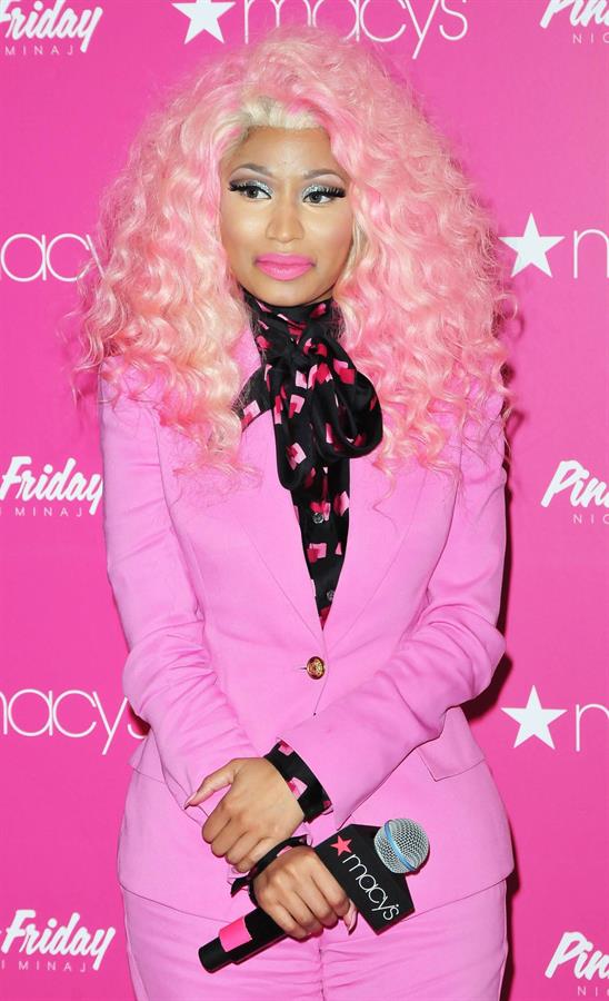 Nicki Minaj  Pink Friday  Fragrance Holiday Season Celebration in New York City (November 20, 2012) 