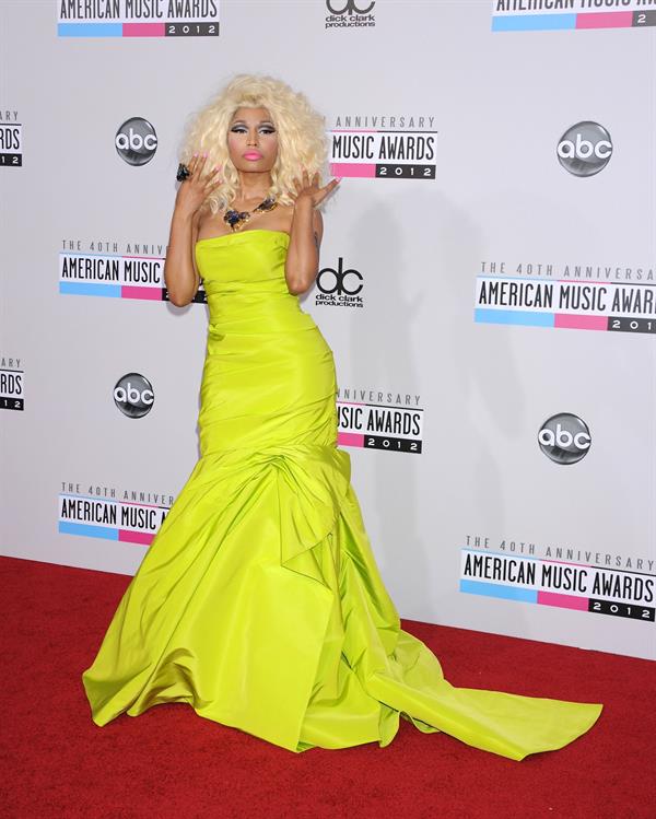 Nicki Minaj American Music Awards (November 18, 2012) 