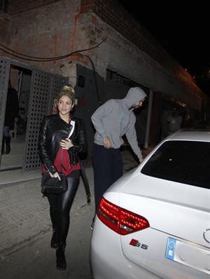 Shakira Leaving a their future home with fiance Gerard Pique in Barcelona, Spain (November 14, 2012) 