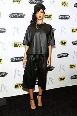 Rihanna  Unapologetic  Album Release Party (November 20, 2012) 