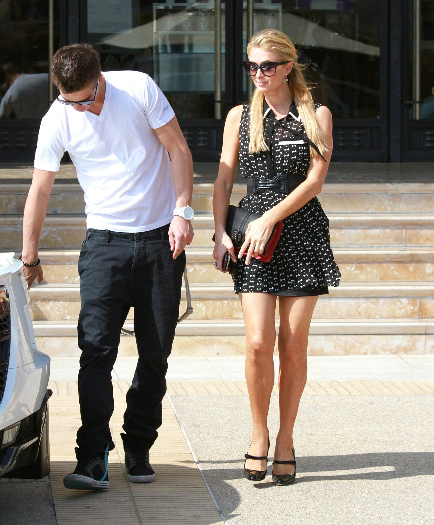 Paris Hilton Shopping at Kitson in Beverly Hills April 5, 2013 