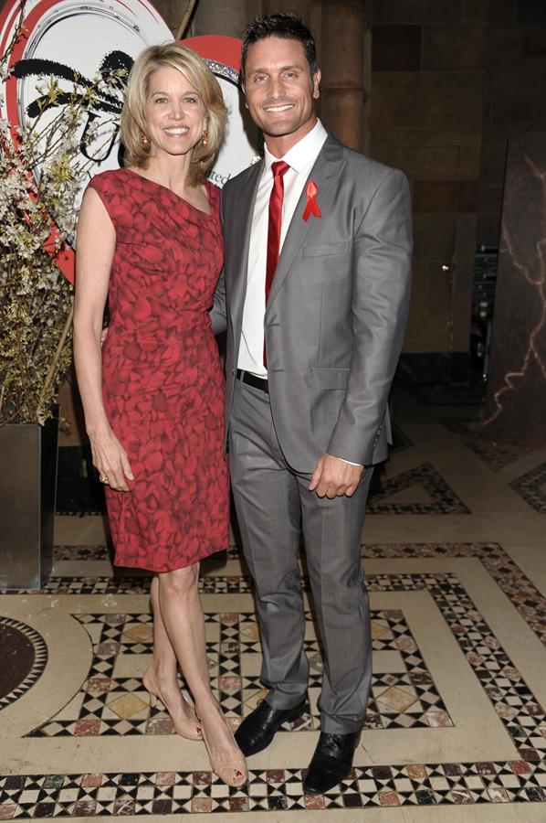 Paula Zahn Attends The 10th Annual Women Who Care Luncheon - NYC - May 5, 2012 