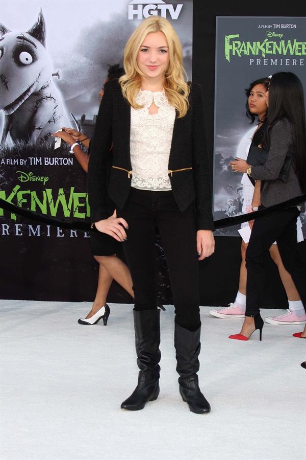 Peyton List Frankenweenie premiere LA 9/24/12 