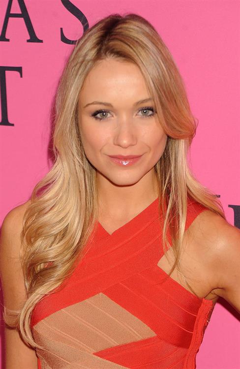 Katrina Bowden