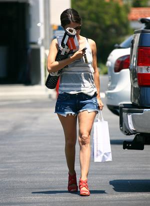 Rachel Bilson - Goes for some shopping with Hayden in L.A. (July 14, 2012)