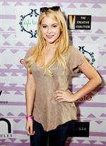 Renee Olstead - Kari Feinstein MTV Movie Awards Style Lounge in West Hollywood - 06.01.2012 