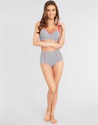 Talita Correa in lingerie