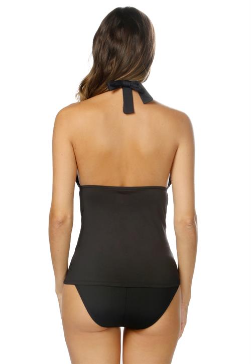 Talita Correa in a bikini - ass