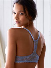 Lais Ribeiro in lingerie