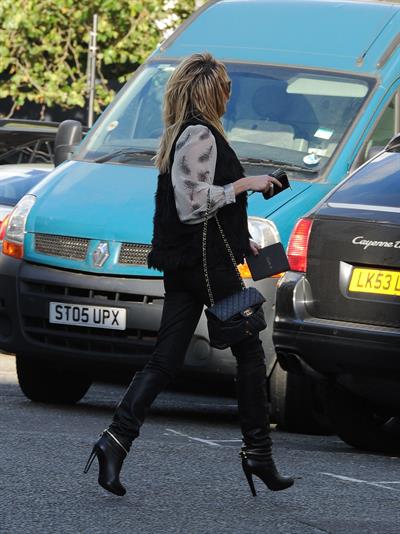 Sarah Harding Primrose Hill - October 12, 2012 