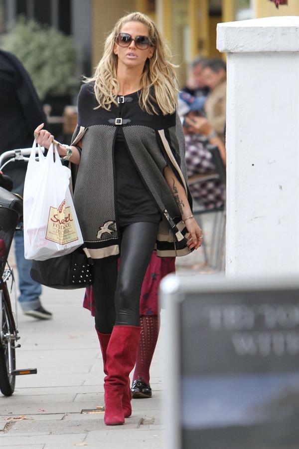 Sarah Harding out and about near her London home October 4, 2012 