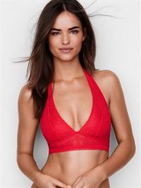 Robin Holzken in lingerie