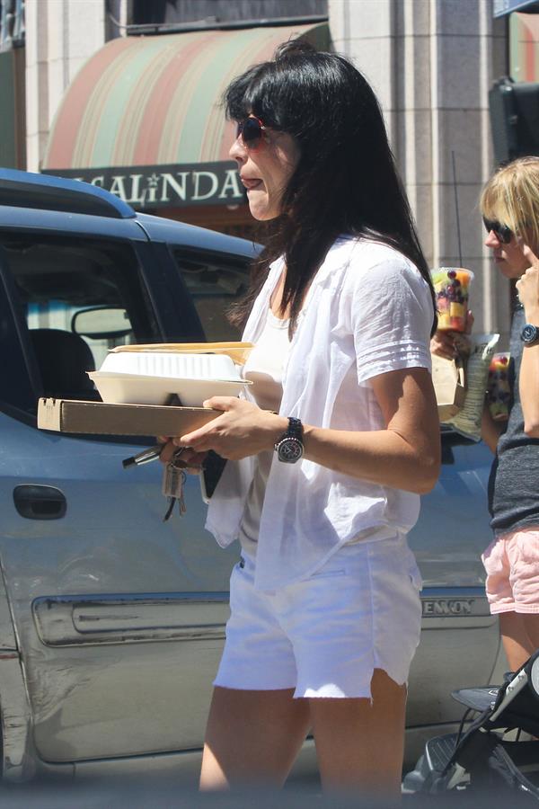 Selma Blair - Went to Abbot Kinney to buy some groceries on Saturday morning - September 1, 2012