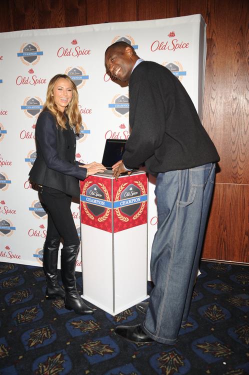 Stacy Keibler Dikembe Mutombo's '4.5 Weeks To Save The World' Launch Event in New York City 12/4/12 