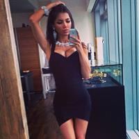 Svetlana Bilyalova taking a selfie