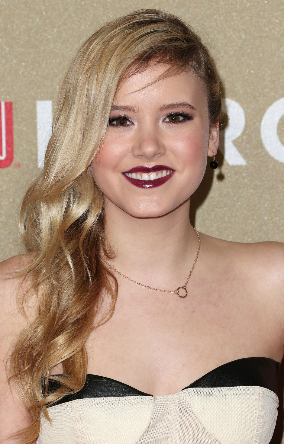Taylor Spreitler CNN Heroes: An All Star Tribute in Los Angeles 12/2/12