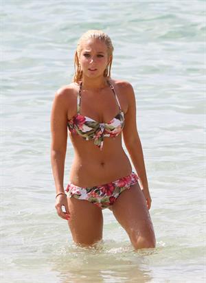 Tulisa Contostavlos in a bikini on the beach in Honolulu July 31, 2012