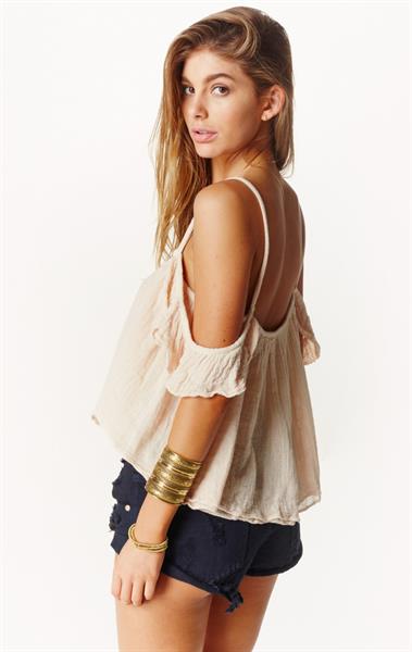 Camila Morrone - ass