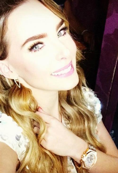 Belinda taking a selfie