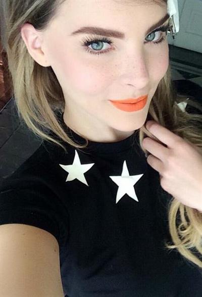 Belinda taking a selfie