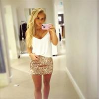 Anna Nyström taking a selfie