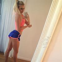 Anna Nyström taking a selfie