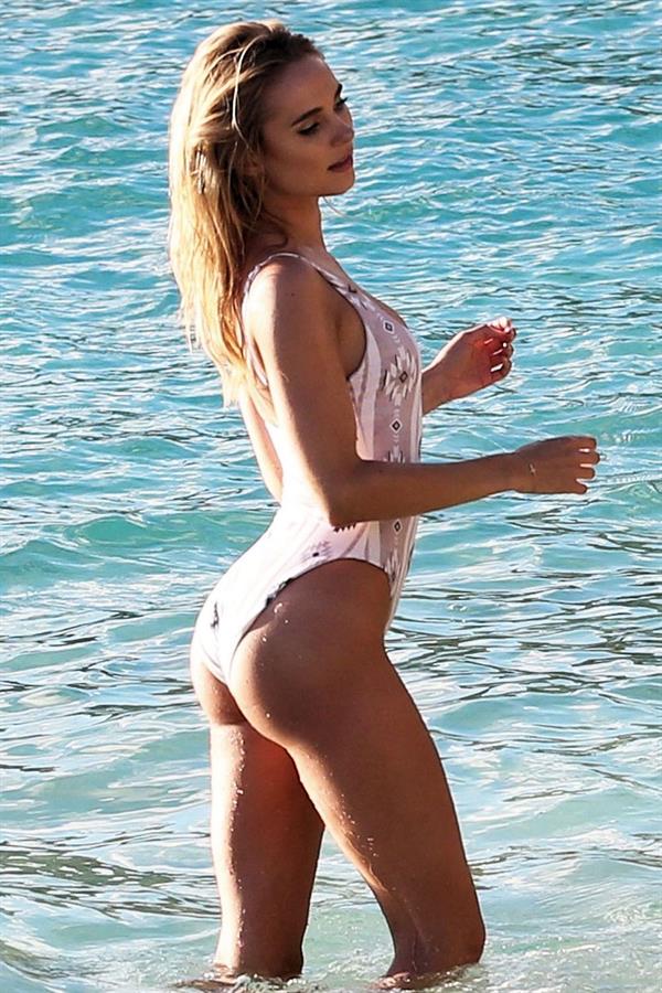 Kimberley Garner - ass