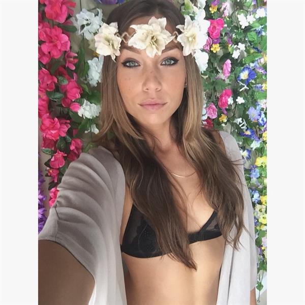 Nicole Mejia in lingerie taking a selfie