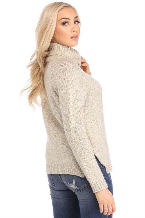 Taylor Godfrey - ass