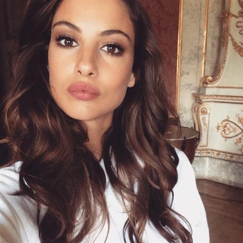 Katherine Henderson taking a selfie