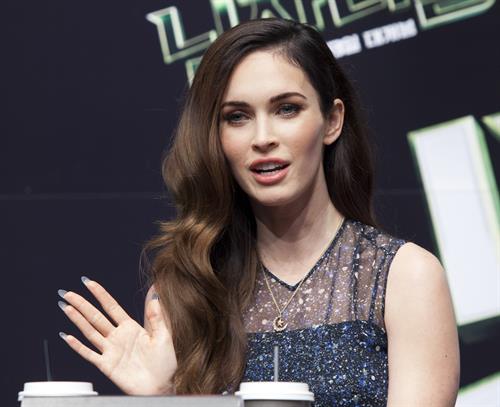 Megan Fox Teenage Mutant Ninja Turtles, press conference in Seoul August 27, 2014
