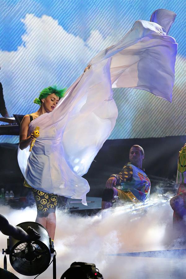 Katy Perry live in Winnipeg during her Prismatic tour August 26, 2014