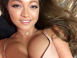 Chelsie Aryn Miller taking a selfie