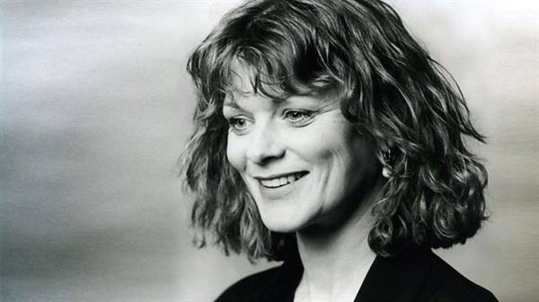 Samantha Bond