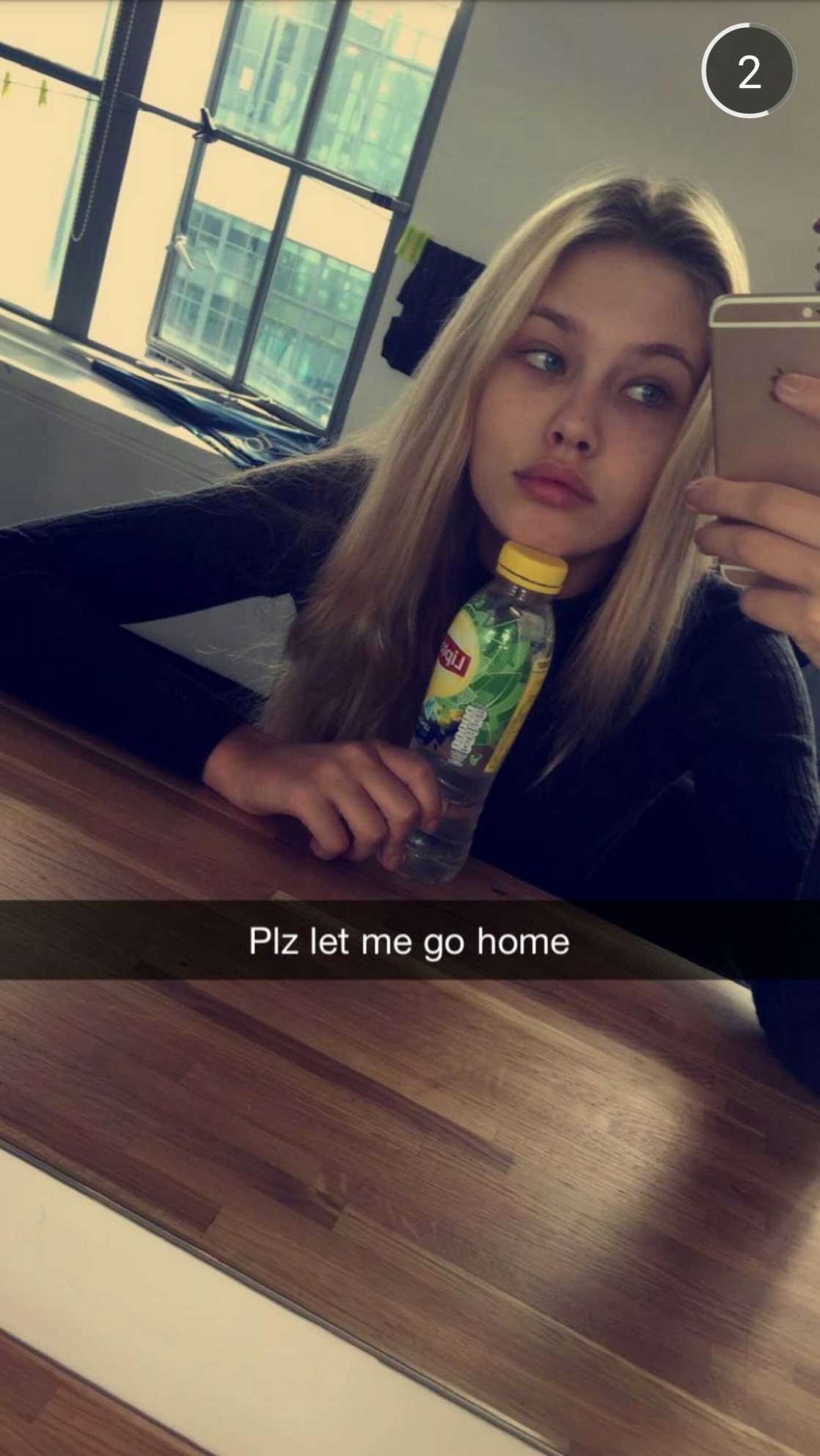 Hanna Edwinson taking a selfie