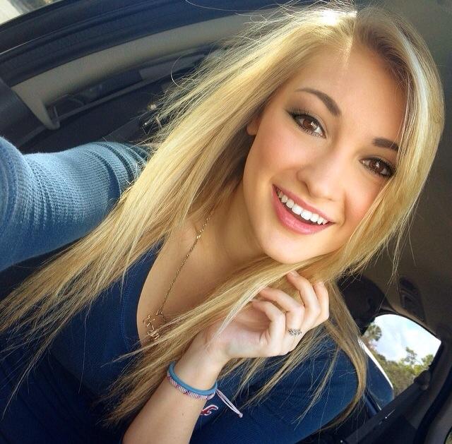 Anna Faith Carlson taking a selfie