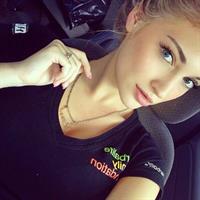 Anna Faith Carlson taking a selfie