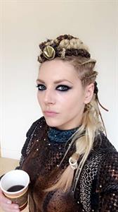 Katheryn Winnick Selfie Pictures Katheryn Winnick taking a selfie