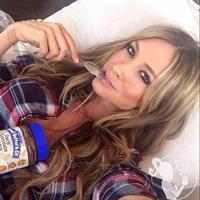 Paige Hathaway taking a selfie