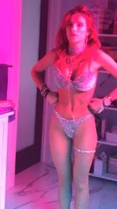 Bella Thorne in lingerie