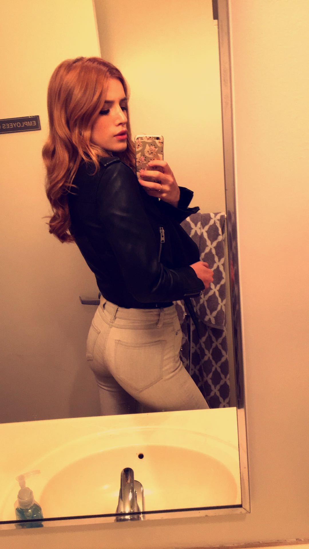 Bella Thorne taking a selfie and - ass