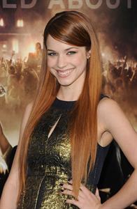 Alexis Knapp